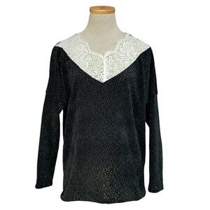 Miss U Top NWT Lovely Lace with Black Comfiness Blouse Size Medium M